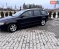 Черный Вольво В50, объемом двигателя 1.6 л и пробегом 300 тыс. км за 6600 $, фото 1 на Automoto.ua