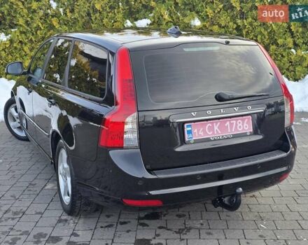 Черный Вольво В50, объемом двигателя 1.6 л и пробегом 192 тыс. км за 8599 $, фото 94 на Automoto.ua