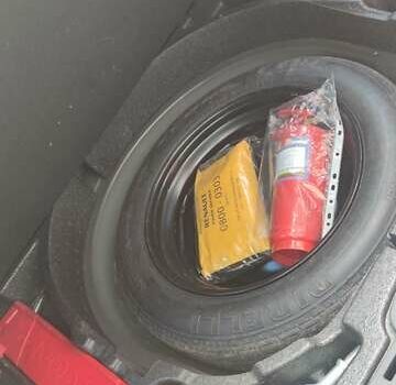 Черный Вольво В50, объемом двигателя 1.56 л и пробегом 259 тыс. км за 8300 $, фото 1 на Automoto.ua