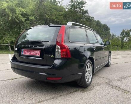 Черный Вольво В50, объемом двигателя 1.6 л и пробегом 231 тыс. км за 9350 $, фото 9 на Automoto.ua