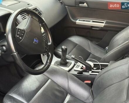 Чорний Вольво V50, об'ємом двигуна 1.56 л та пробігом 276 тис. км за 8750 $, фото 7 на Automoto.ua