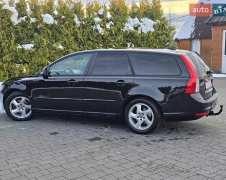 Черный Вольво В50, объемом двигателя 1.6 л и пробегом 192 тыс. км за 8599 $, фото 89 на Automoto.ua