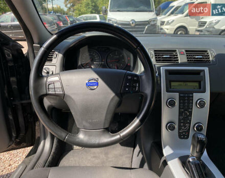 Чорний Вольво V50, об'ємом двигуна 2 л та пробігом 215 тис. км за 8300 $, фото 11 на Automoto.ua