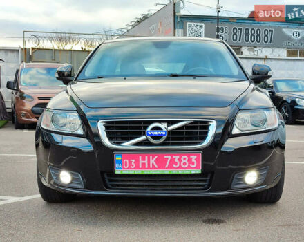Черный Вольво В50, объемом двигателя 2 л и пробегом 200 тыс. км за 11300 $, фото 54 на Automoto.ua