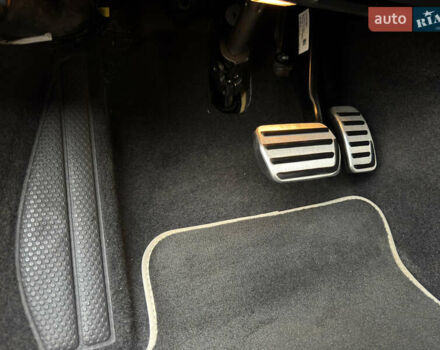 Черный Вольво В50, объемом двигателя 2 л и пробегом 167 тыс. км за 11700 $, фото 71 на Automoto.ua