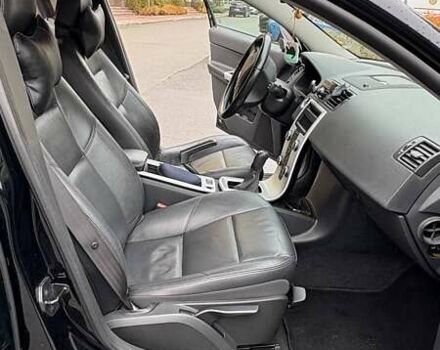 Черный Вольво В50, объемом двигателя 1.6 л и пробегом 320 тыс. км за 7800 $, фото 17 на Automoto.ua