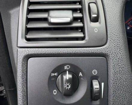 Черный Вольво В50, объемом двигателя 2 л и пробегом 167 тыс. км за 11700 $, фото 52 на Automoto.ua