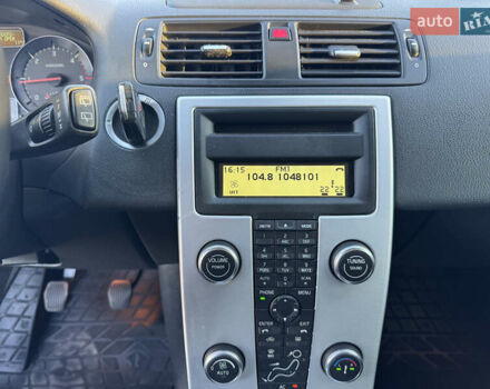 Черный Вольво В50, объемом двигателя 1.6 л и пробегом 259 тыс. км за 7800 $, фото 53 на Automoto.ua