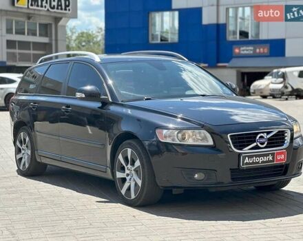 Чорний Вольво V50, об'ємом двигуна 1.6 л та пробігом 235 тис. км за 8590 $, фото 2 на Automoto.ua