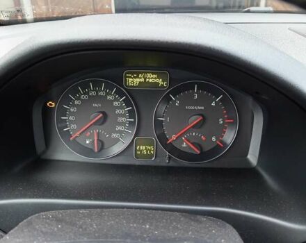 Черный Вольво В50, объемом двигателя 1.56 л и пробегом 248 тыс. км за 8400 $, фото 9 на Automoto.ua