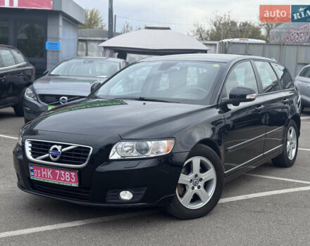 Черный Вольво В50, объемом двигателя 2 л и пробегом 200 тыс. км за 11300 $, фото 10 на Automoto.ua