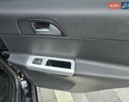 Черный Вольво В50, объемом двигателя 1.6 л и пробегом 192 тыс. км за 8599 $, фото 46 на Automoto.ua