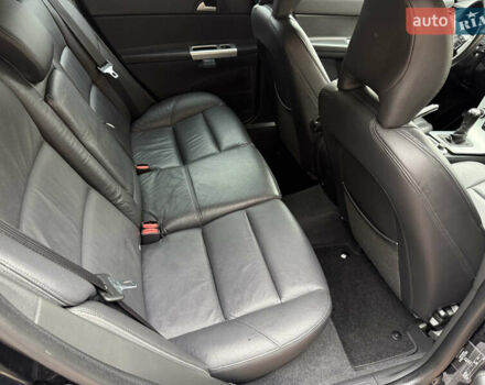 Черный Вольво В50, объемом двигателя 1.6 л и пробегом 244 тыс. км за 8850 $, фото 76 на Automoto.ua