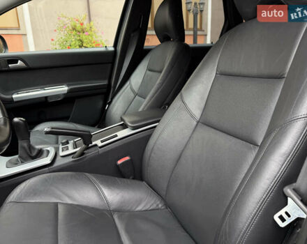 Черный Вольво В50, объемом двигателя 1.6 л и пробегом 244 тыс. км за 8850 $, фото 43 на Automoto.ua