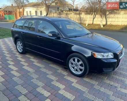 Чорний Вольво V50, об'ємом двигуна 1.6 л та пробігом 238 тис. км за 9300 $, фото 1 на Automoto.ua