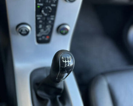 Черный Вольво В50, объемом двигателя 1.6 л и пробегом 228 тыс. км за 8999 $, фото 40 на Automoto.ua