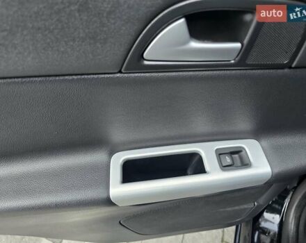 Черный Вольво В50, объемом двигателя 1.6 л и пробегом 192 тыс. км за 8599 $, фото 35 на Automoto.ua