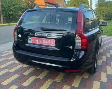 Черный Вольво В50, объемом двигателя 1.6 л и пробегом 234 тыс. км за 9200 $, фото 7 на Automoto.ua