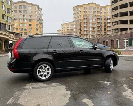 Черный Вольво В50, объемом двигателя 1.6 л и пробегом 320 тыс. км за 7800 $, фото 8 на Automoto.ua