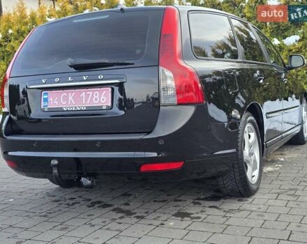 Черный Вольво В50, объемом двигателя 1.6 л и пробегом 192 тыс. км за 8599 $, фото 112 на Automoto.ua