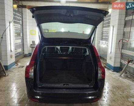 Чорний Вольво V50, об'ємом двигуна 1.6 л та пробігом 192 тис. км за 8750 $, фото 11 на Automoto.ua