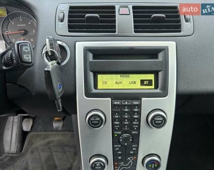 Черный Вольво В50, объемом двигателя 1.6 л и пробегом 192 тыс. км за 8599 $, фото 69 на Automoto.ua