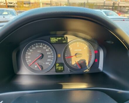 Черный Вольво В50, объемом двигателя 2 л и пробегом 200 тыс. км за 11299 $, фото 18 на Automoto.ua