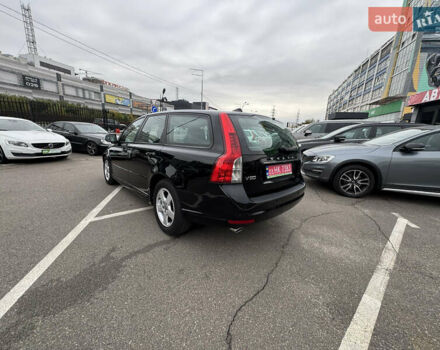 Черный Вольво В50, объемом двигателя 2 л и пробегом 200 тыс. км за 11300 $, фото 47 на Automoto.ua