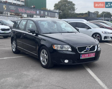 Черный Вольво В50, объемом двигателя 2 л и пробегом 200 тыс. км за 11300 $, фото 7 на Automoto.ua