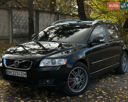 Черный Вольво В50, объемом двигателя 1.6 л и пробегом 255 тыс. км за 9200 $, фото 4 на Automoto.ua