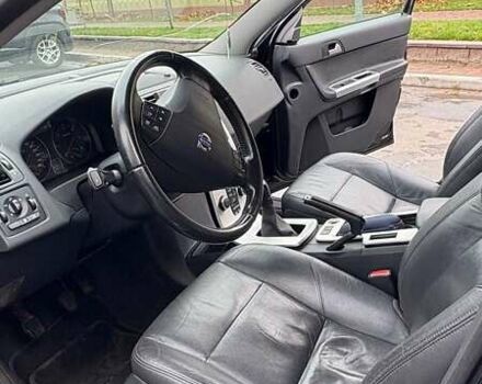 Черный Вольво В50, объемом двигателя 1.6 л и пробегом 320 тыс. км за 7800 $, фото 20 на Automoto.ua