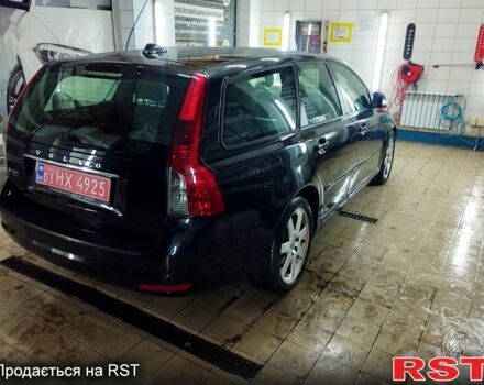 Чорний Вольво V50, об'ємом двигуна 1.6 л та пробігом 192 тис. км за 8750 $, фото 2 на Automoto.ua