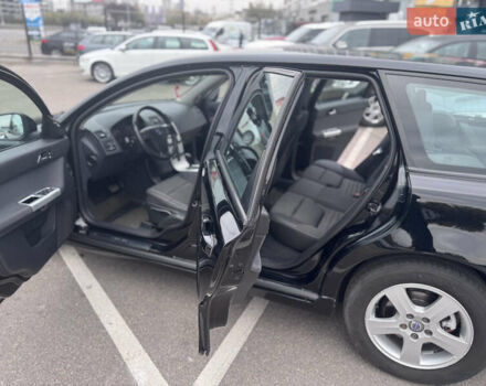 Черный Вольво В50, объемом двигателя 2 л и пробегом 200 тыс. км за 11300 $, фото 18 на Automoto.ua