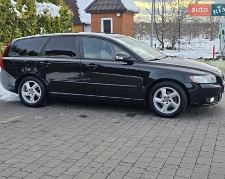 Черный Вольво В50, объемом двигателя 1.6 л и пробегом 192 тыс. км за 8599 $, фото 132 на Automoto.ua