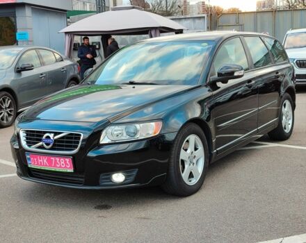 Черный Вольво В50, объемом двигателя 2 л и пробегом 200 тыс. км за 11299 $, фото 7 на Automoto.ua