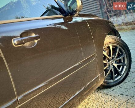 Черный Вольво В50, объемом двигателя 1.6 л и пробегом 259 тыс. км за 7800 $, фото 20 на Automoto.ua