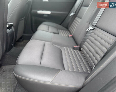 Черный Вольво В50, объемом двигателя 2 л и пробегом 200 тыс. км за 11300 $, фото 29 на Automoto.ua