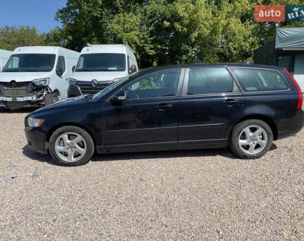 Чорний Вольво V50, об'ємом двигуна 2 л та пробігом 215 тис. км за 8300 $, фото 3 на Automoto.ua