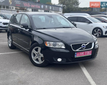 Черный Вольво В50, объемом двигателя 2 л и пробегом 200 тыс. км за 11300 $, фото 12 на Automoto.ua