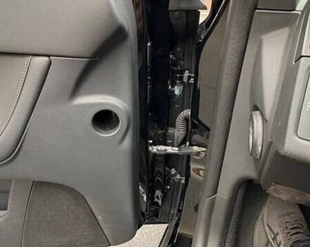 Черный Вольво В50, объемом двигателя 1.6 л и пробегом 320 тыс. км за 7800 $, фото 38 на Automoto.ua