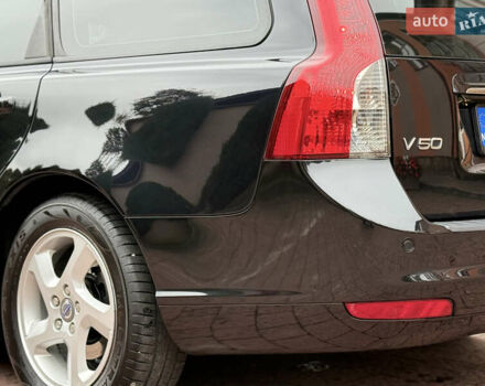 Черный Вольво В50, объемом двигателя 1.6 л и пробегом 244 тыс. км за 8850 $, фото 30 на Automoto.ua