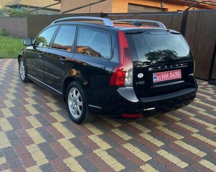 Черный Вольво В50, объемом двигателя 1.6 л и пробегом 237 тыс. км за 9100 $, фото 10 на Automoto.ua