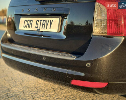 Черный Вольво В50, объемом двигателя 1.6 л и пробегом 259 тыс. км за 7800 $, фото 19 на Automoto.ua