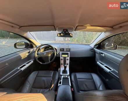 Черный Вольво В50, объемом двигателя 1.6 л и пробегом 259 тыс. км за 7800 $, фото 31 на Automoto.ua