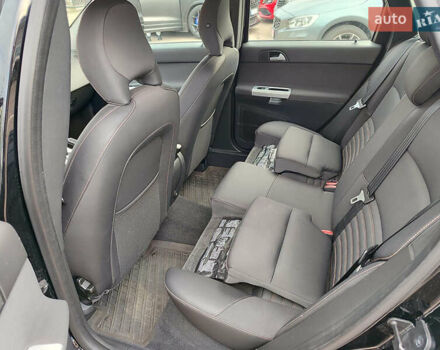 Черный Вольво В50, объемом двигателя 2 л и пробегом 200 тыс. км за 11300 $, фото 31 на Automoto.ua