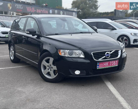 Черный Вольво В50, объемом двигателя 2 л и пробегом 200 тыс. км за 11300 $, фото 13 на Automoto.ua