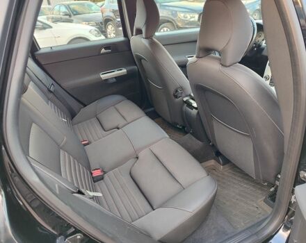 Черный Вольво В50, объемом двигателя 2 л и пробегом 200 тыс. км за 11299 $, фото 8 на Automoto.ua