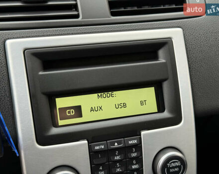 Черный Вольво В50, объемом двигателя 1.6 л и пробегом 244 тыс. км за 8850 $, фото 59 на Automoto.ua