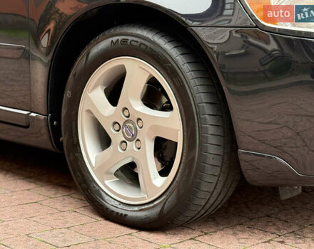 Черный Вольво В50, объемом двигателя 1.6 л и пробегом 244 тыс. км за 8850 $, фото 20 на Automoto.ua