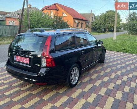 Черный Вольво В50, объемом двигателя 1.6 л и пробегом 234 тыс. км за 9200 $, фото 4 на Automoto.ua